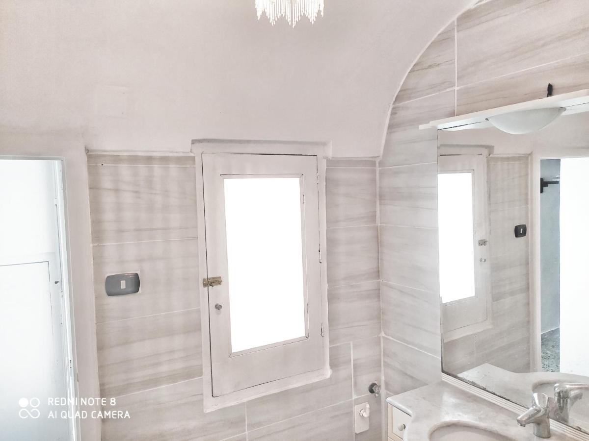Casa Barletta Bed & Breakfast Monopoli Bagian luar foto