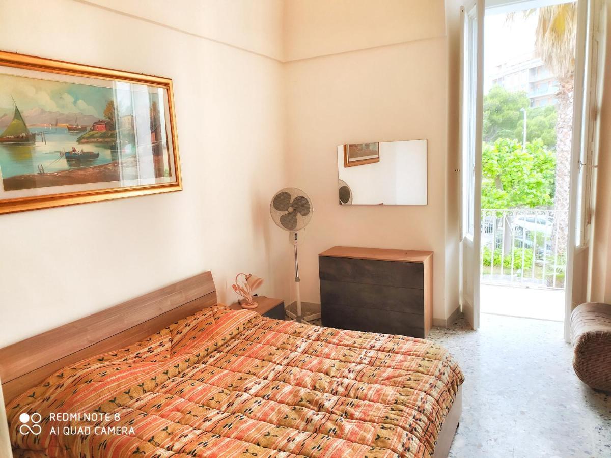 Casa Barletta Bed & Breakfast Monopoli Bagian luar foto